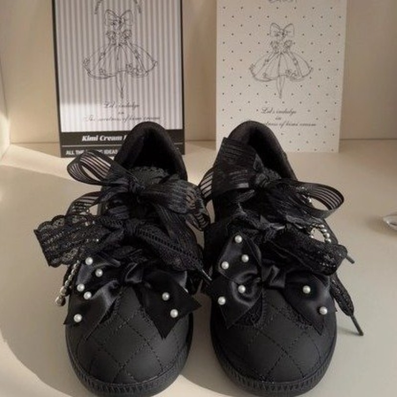 Zapatillas planas de estilo Lo - Embroidery Garments reseña y precio