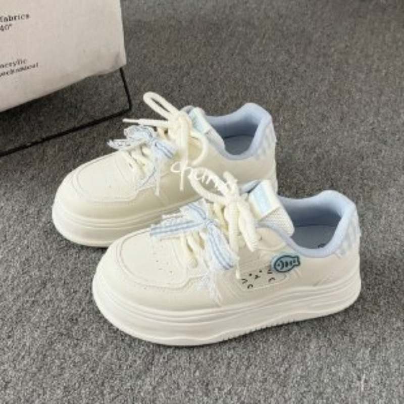 Zapatillas deportivas de plata - Embroidery Garments reseña y precio